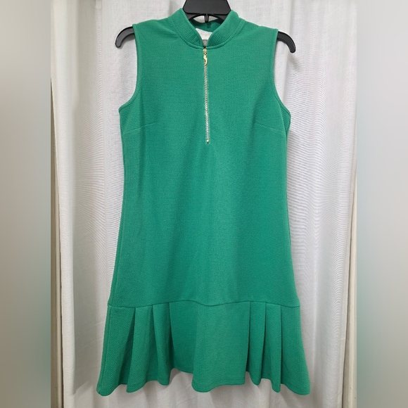 Pappagallo Dresses & Skirts - Pappagallo Green Sleeveless Dress with Zipper Size SMALL.